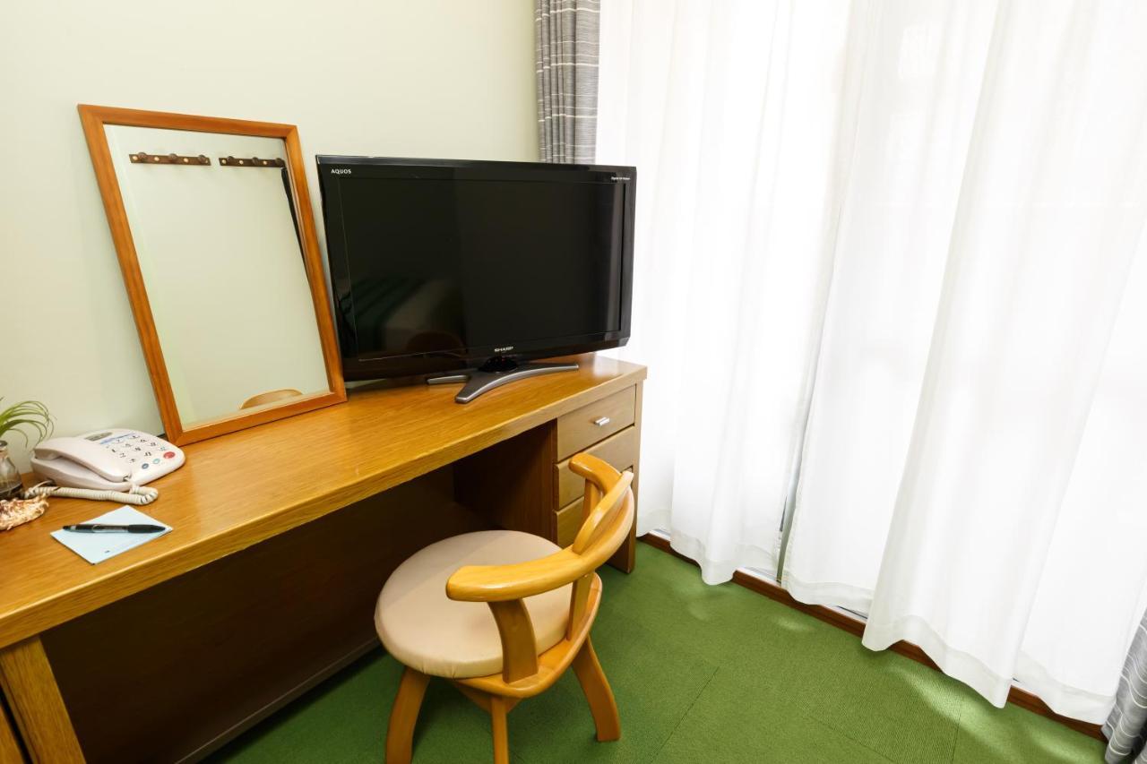 Hotel Peace Land Kume Naha Esterno foto