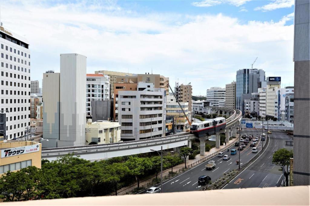 Hotel Peace Land Kume Naha Esterno foto